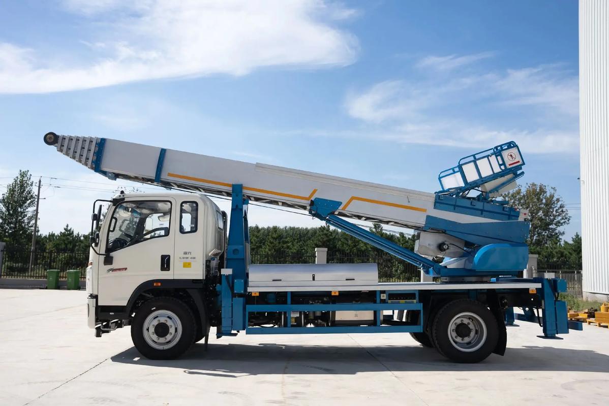 武侯云梯上料车租赁费用