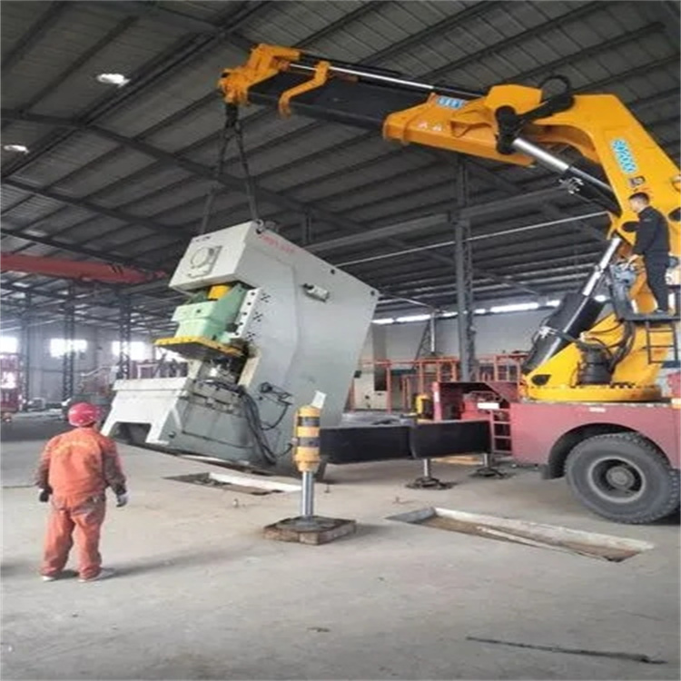 武侯80吨折臂吊车出租附近电话