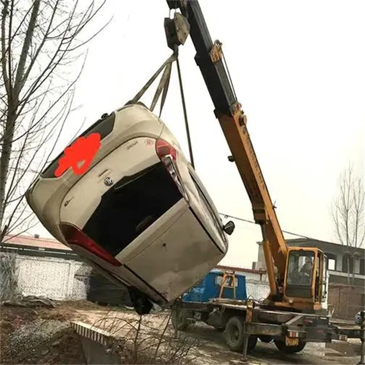 武侯随时待命，吊车24小时道路救援服务全解析