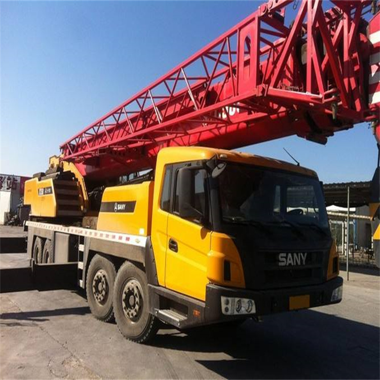 武侯吊车吊运注意事项